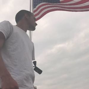 Meet your Posher, Adam